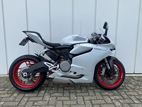 Ducati 899 panigale